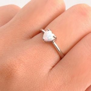 New 1.00ctw Opal Heart Ring Size: 8!